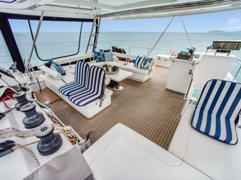 Leopard DEEP BLUE in British Virgin Islands (BVI) on SamBoat