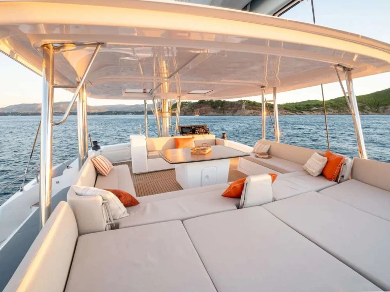 Bali JUMEAUX in Red Hook on SamBoat