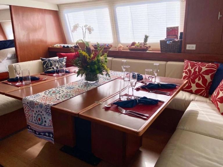 Luxury Yacht for rent Saint Thomas Island at the best price