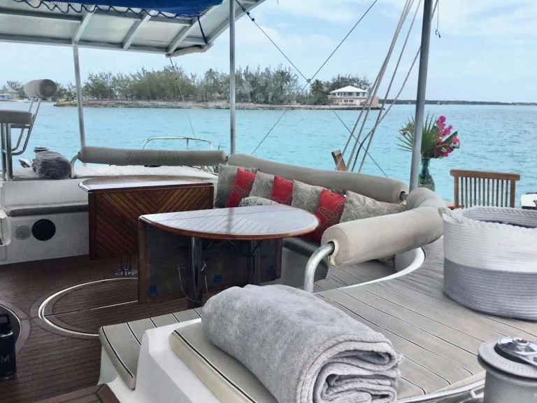 Bareboat Rental Luxury Yacht Fountaine Pajot with a boat licence