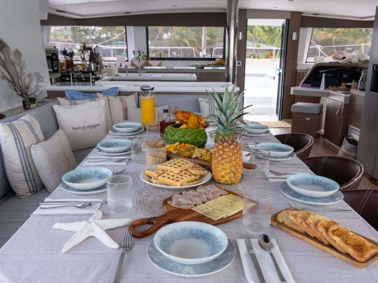 Boat rental Bali TWO OCEANS in Glossy on Samboat