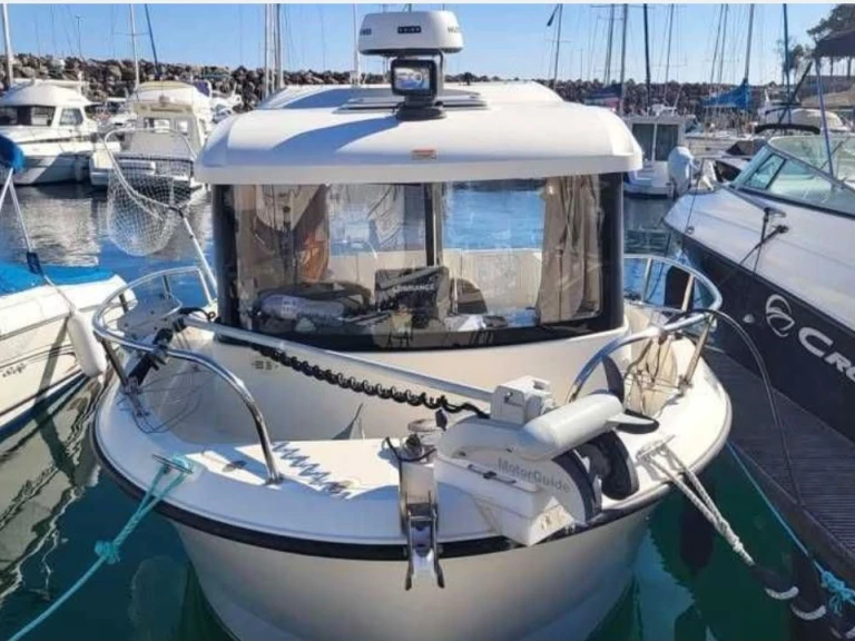 Motorboat for rent Sesimbra at the best price