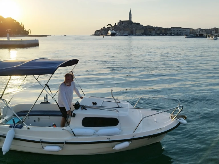 SPORT MARE MSport500 charter bareboat or captained in  Rovinj