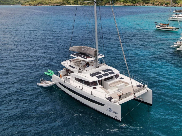 Bareboat Rental Luxury Yacht Bali with a boat licence