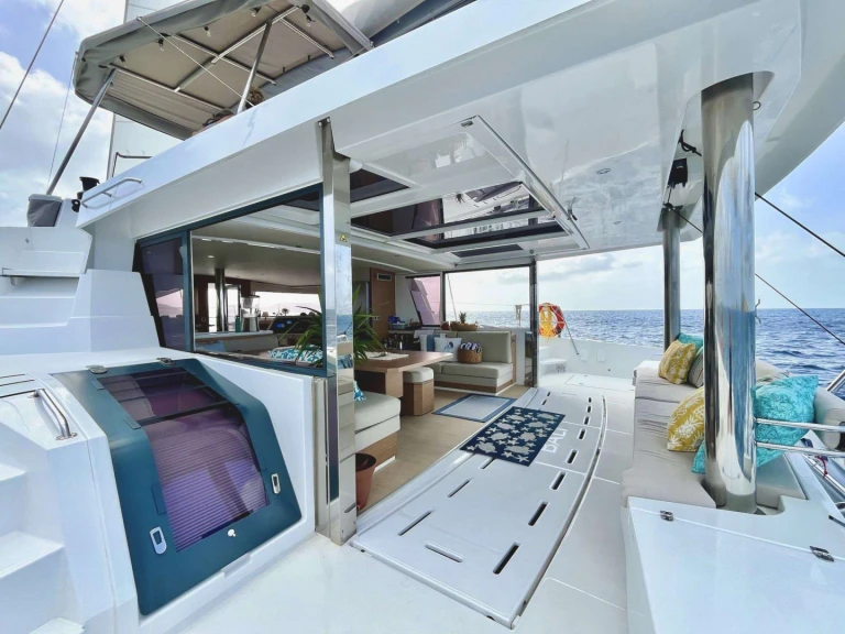 Rent a Bali DOCK HOLIDAY British Virgin Islands (BVI)