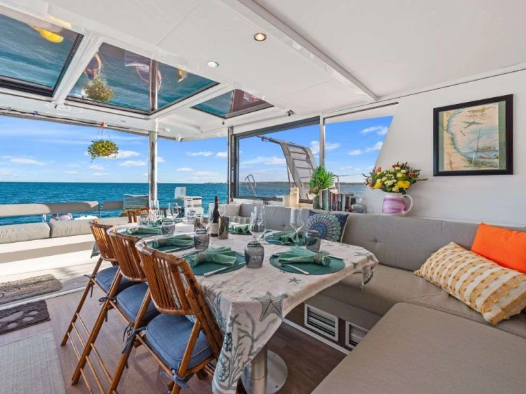 Bareboat Rental Luxury Yacht Bali with a boat licence