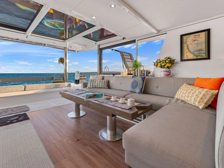 Luxury Yacht for rent Bahamas at the best price