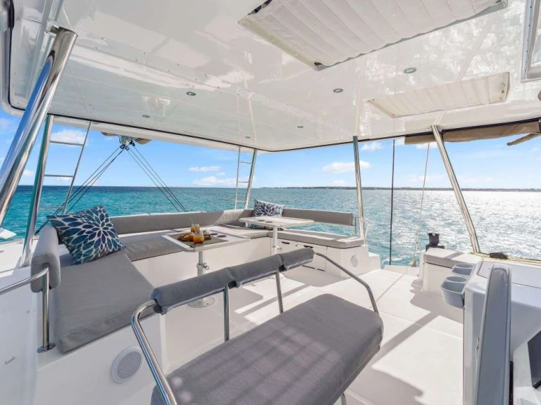 Bali NAUTI DOGS 5.4 charter bareboat or captained in  Bahamas