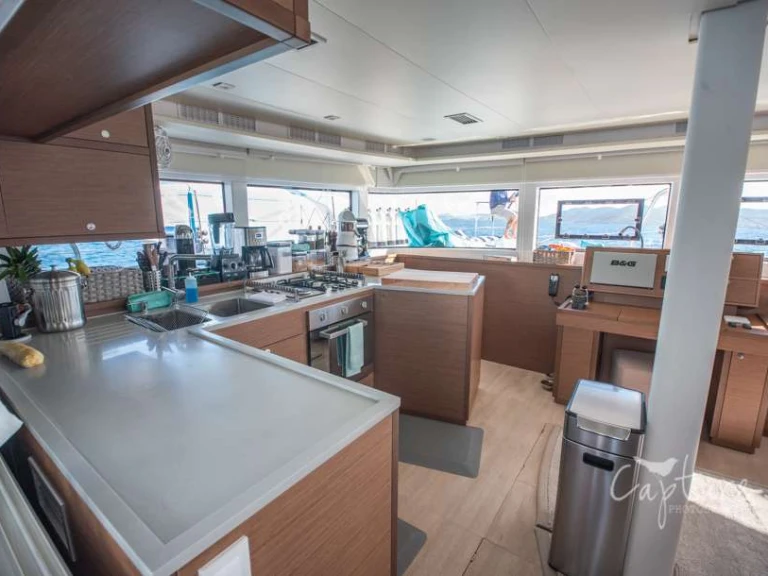 Luxury Yacht rental in British Virgin Islands (BVI) - Lagoon MAKING MEMORIES