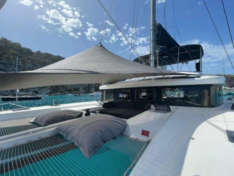 Lagoon GOA 10 in Staniel Cay on SamBoat