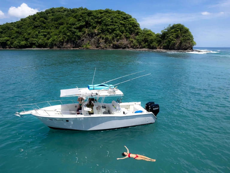 Motorboat rental with or without captain Custom Made Bahía Culebra