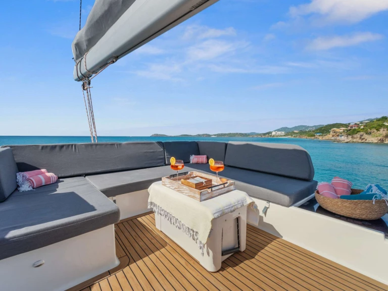 Yacht charter British Virgin Islands (BVI) cheap IARA