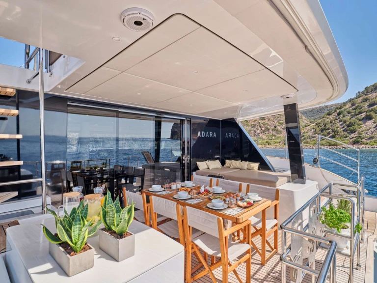 Boat rental Sunreef ADARA in Athens on Samboat