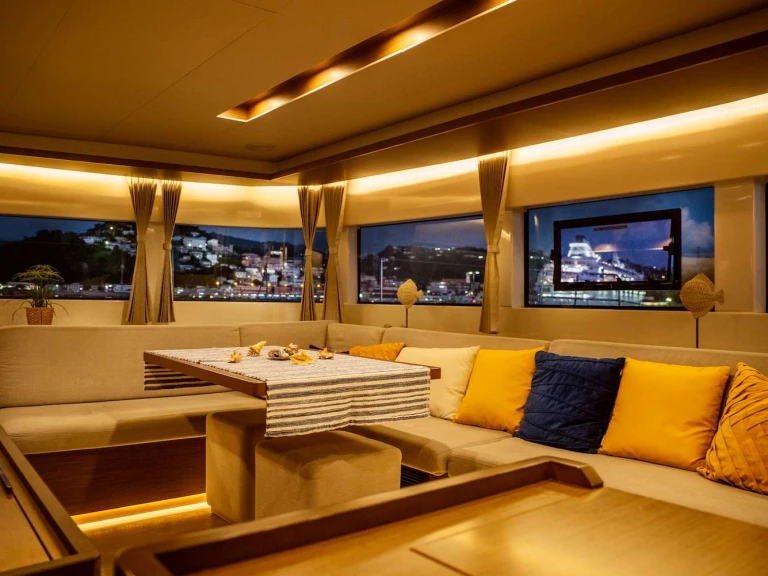 Luxury Yacht rental in Grenada - Lagoon SWAN