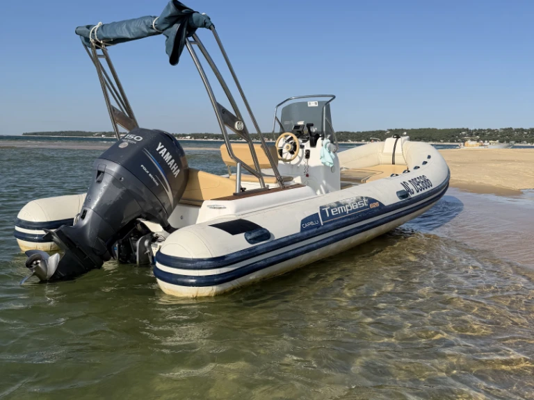 Capelli Tempest 626 charter bareboat or captained in  Lège-Cap-Ferret