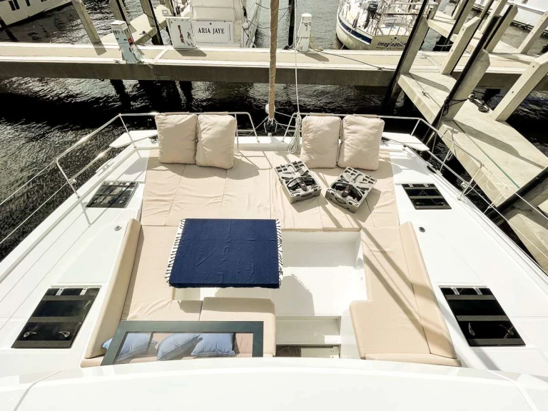 Luxury Yacht for rent British Virgin Islands (BVI) at the best price