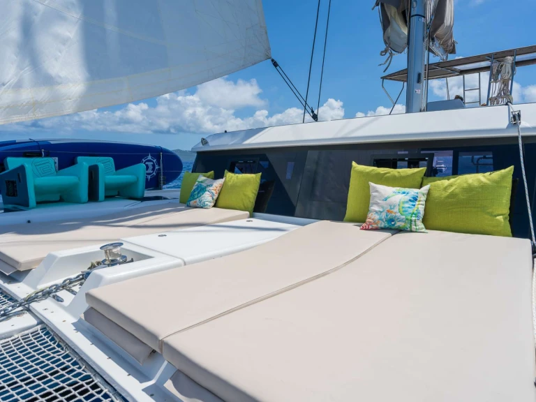 Yacht charter British Virgin Islands (BVI) cheap PURA VIDA