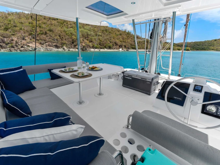 Luxury Yacht for rent British Virgin Islands (BVI) at the best price