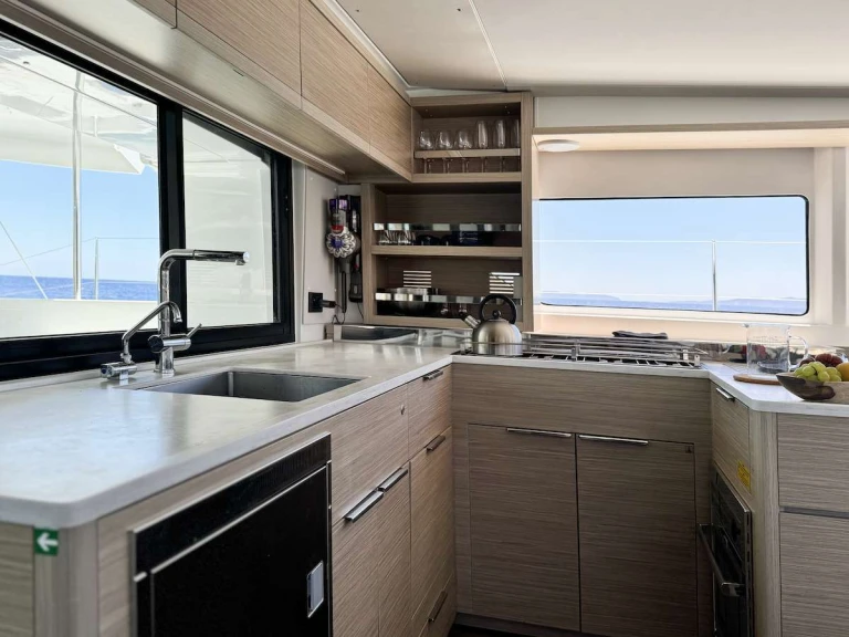 Luxury Yacht for rent French Riviera at the best price