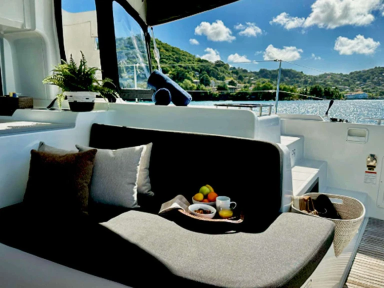 Bareboat Rental Luxury Yacht Lagoon with a boat licence