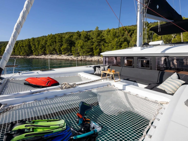 Yacht charter Croatia cheap Falco 