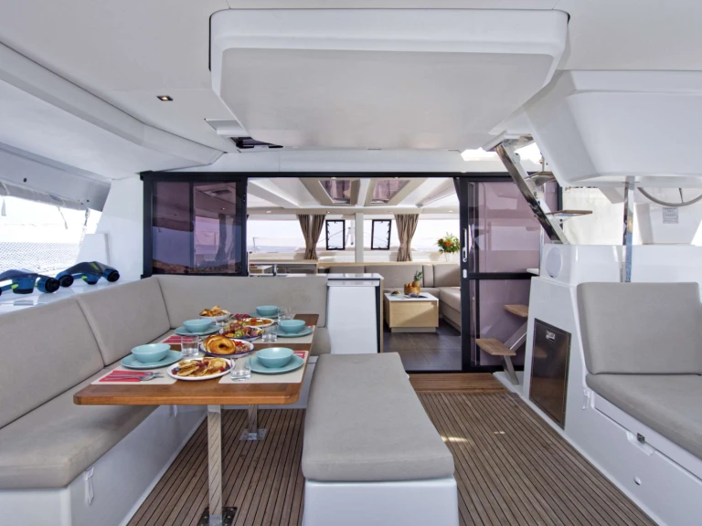 Luxury Yacht rental with or without captain Fountaine Pajot Volos