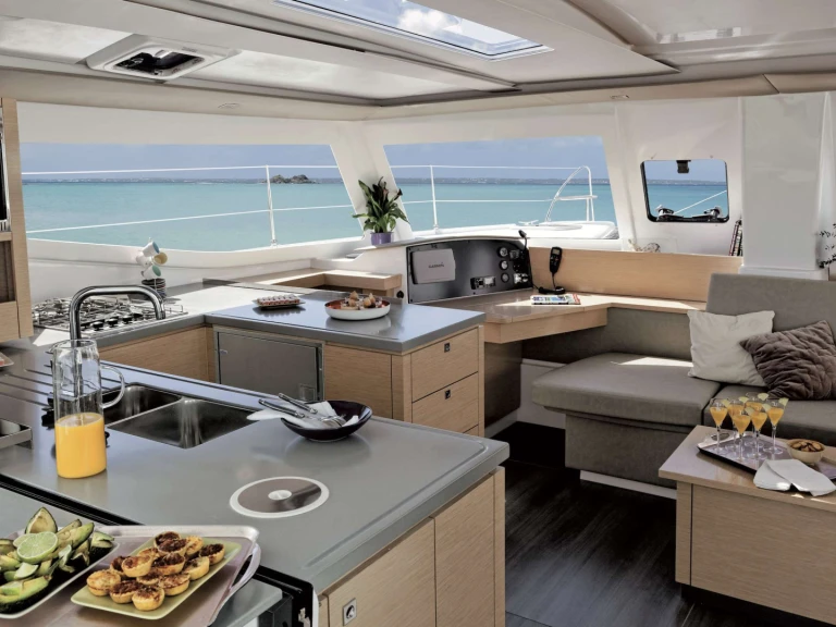 Bareboat Rental Luxury Yacht Fountaine Pajot with a boat licence