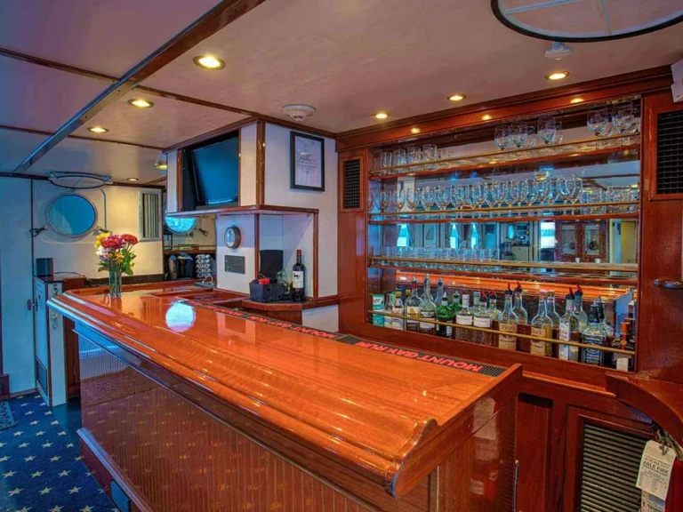 Palmer Johnson Arabella in Jersey City on SamBoat