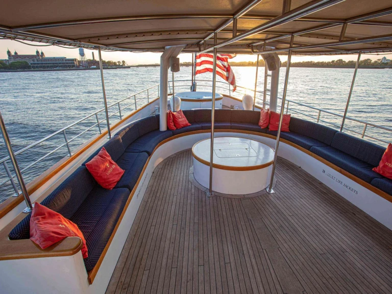 Yacht charter Jersey City cheap Arabella