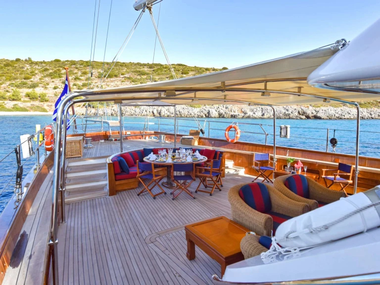 Luxury Yacht rental with or without captain Perini Navi Naples
