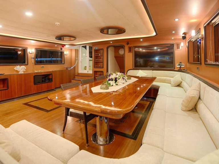 Yacht charter Turkey cheap QUEEN OF SALMAKIS