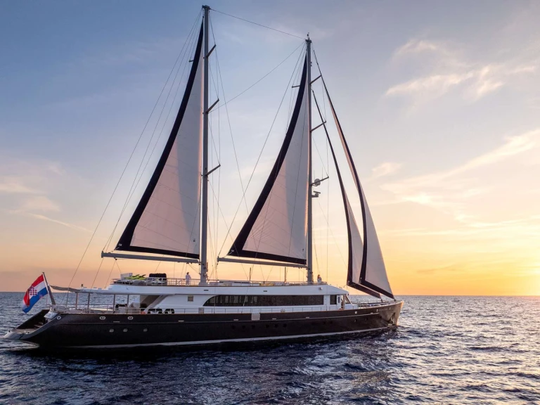 Boat rental Custom Dalmatino in Croatia on Samboat