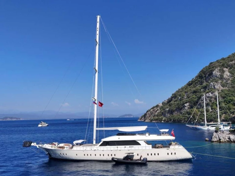 Luxury Yacht rental in Göcek - Custom Gulet-Motor Sailor DODO