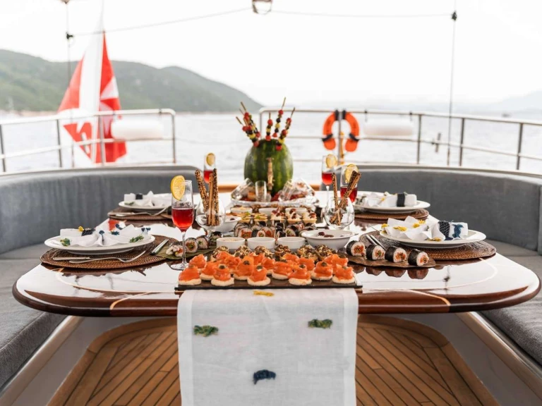 Luxury Yacht for rent Kos at the best price
