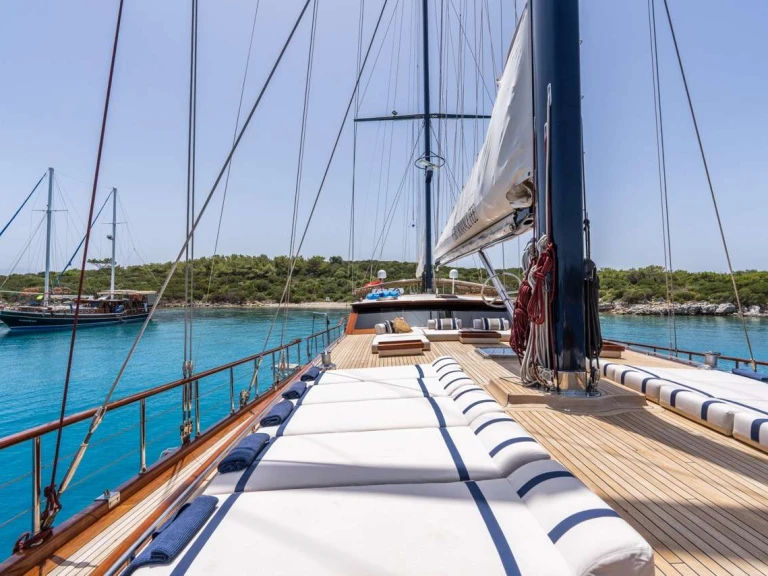 Bareboat Rental Luxury Yacht Custom Gulet-Motor Sailor with a boat licence