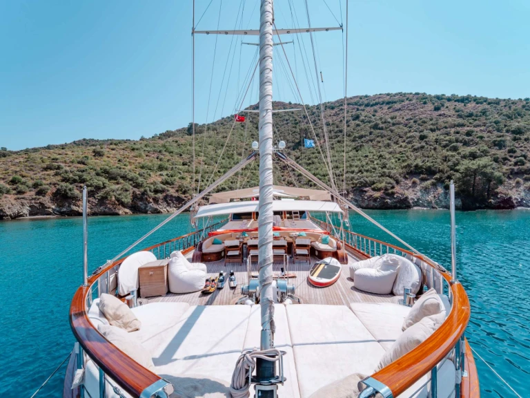 Custom Gulet-Motor Sailor Lycian Queen charter bareboat or captained in  Fethiye