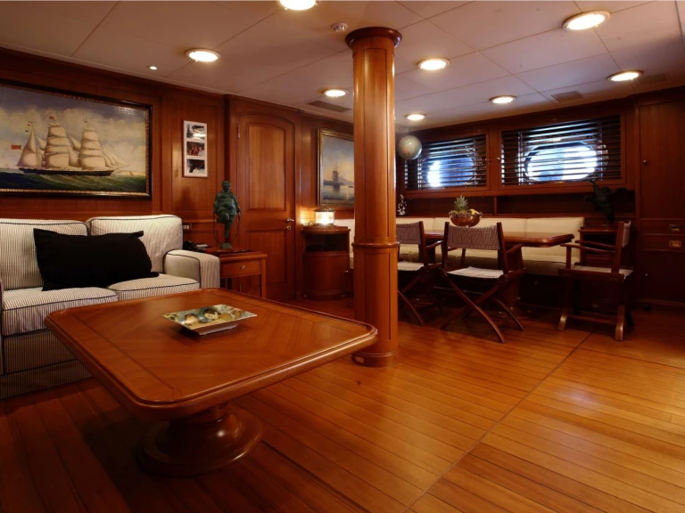 Luxury Yacht rental with or without captain Perini Navi Naples