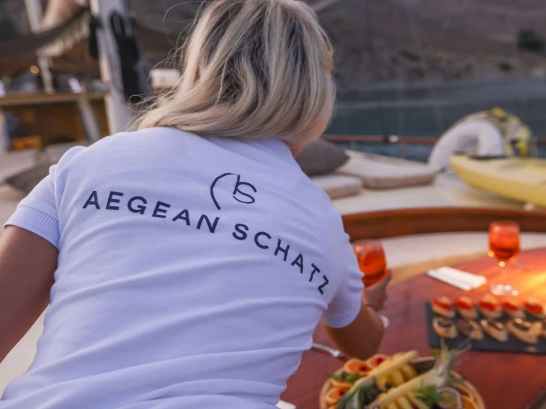 Bareboat Rental Luxury Yacht Yener Yacht with a boat licence