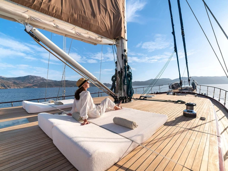 MURAL SHIPYARDS GETAWAY charter bareboat or captained in  Göcek