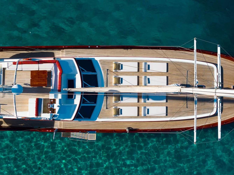 Luxury Yacht rental in Göcek - MURAL SHIPYARDS SERENITY 86