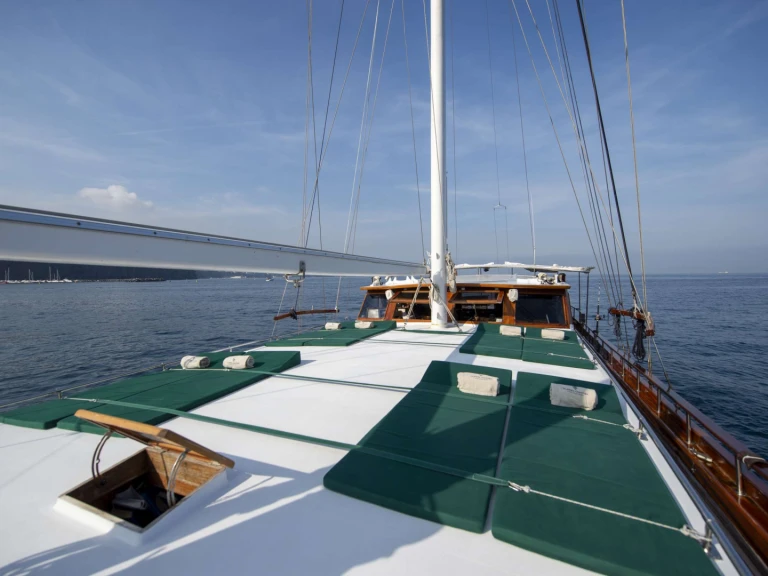 Boat rental Custom Gulet-Motor Sailor DERIYA DENIZ in Castellammare di Stabia on Samboat