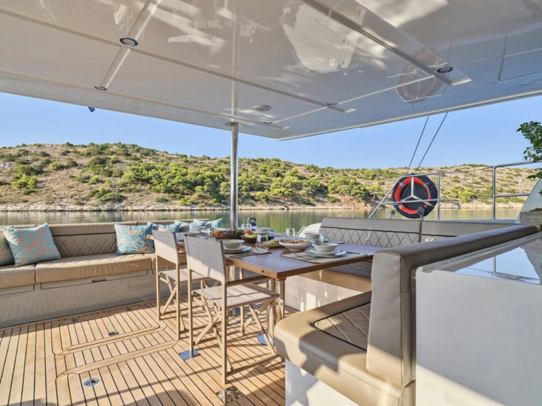 Luxury Yacht rental with or without captain HeySea Néa Péramos