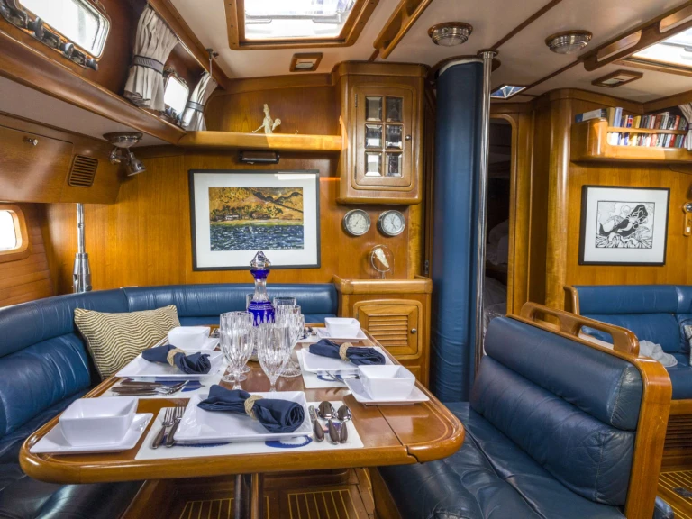 Yacht charter Boston cheap Tyche