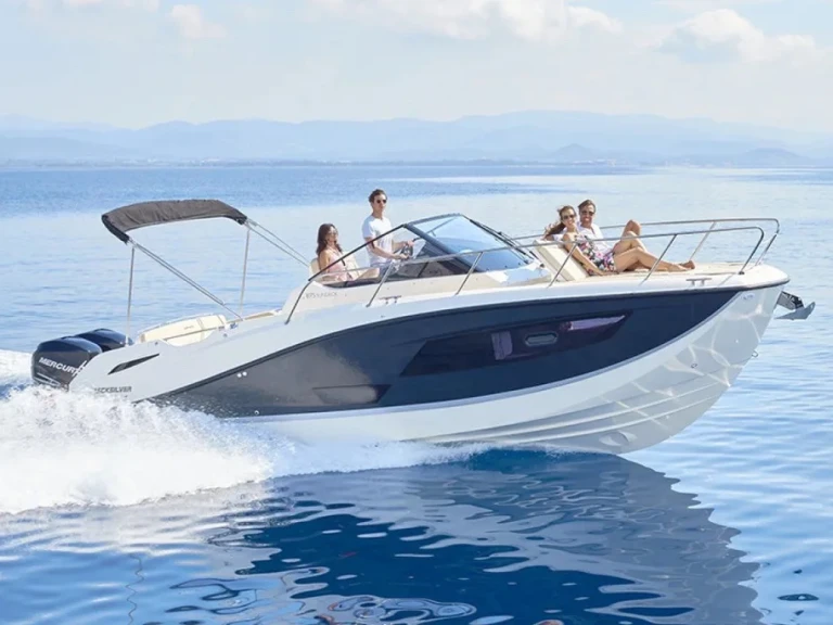 Motorboat rental in Marseille - Quicksilver Activ 875 Sundeck