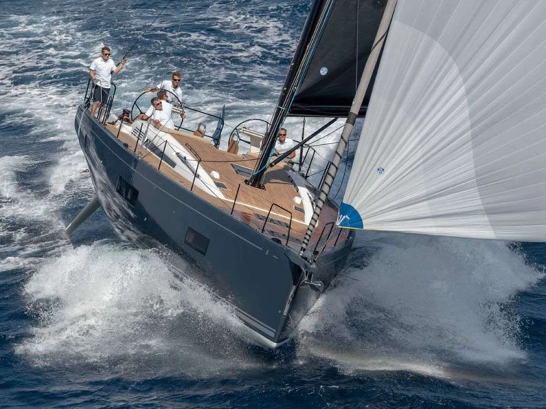 Luxury Yacht rental in Olbia - Bénéteau Sea Dreamers
