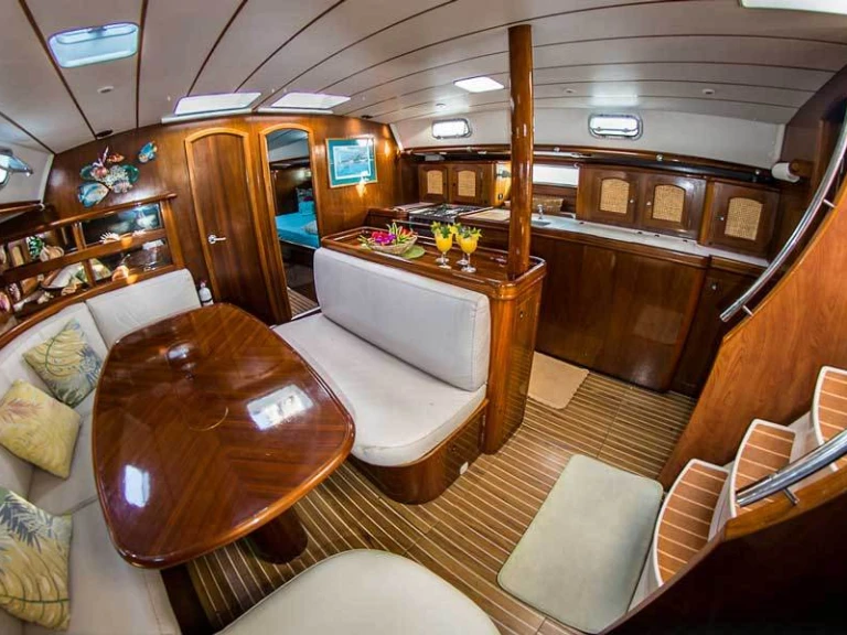 Bénéteau ANTILLEAN in British Virgin Islands (BVI) on SamBoat