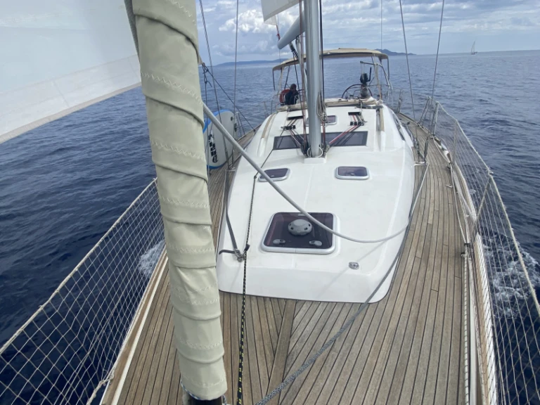 Sailboat rental with or without captain Bénéteau Saint-Mandrier-sur-Mer