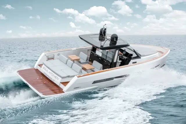 Fjord Fjord 42 Open in Saint-Tropez on SamBoat