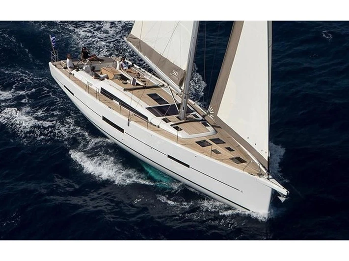Bareboat Rental Sailboat Dufour with a boat licence