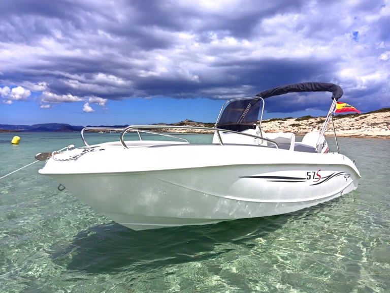 Motorboat for rent Ibiza Town at the best price
